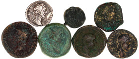 Römer
Provinzialröm. Münzen
7 Münzen: Caesarea in Kappadokien Didrachme Marc Aurel, Antiochia in Syrien Bronzen Nero, Domitian, Hadrian, Nikaia in B...