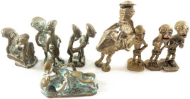 Afrika
Ghana/Ashanti: 8 figürliche Messing-Akan-Goldstaubgewichte. U.a. Reiter, kopulierende Paare, etc. meist sehr schön