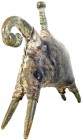 Afrika
Kamerun: Reiterfigur der Kotoko (Emirat Oklu am Tschadsee). Messing mit Lederumhüllung. Höhe 13 cm