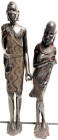 Afrika
Kenia: Paar Ebenholzfiguren der Massai, Mann und Frau. Sehr naturalistische Darstellungen. Höhe 134 und 122 cm. KEIN VERSAND/NO SHIPPING POSSI...