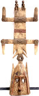 Afrika
Mali, Stamm der Dogon: Kanaga (Tanzmaske für den Transport der Seelen der Ahnen). Holz, Höhe 103 cm. KEIN VERSAND/NO SHIPPING POSSIBLE