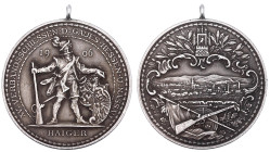 Schützenmedaillen
Haiger
Tragb. Silbermedaille 1906 Verbandsschießen des Gaues Hessen und Nassau in Haiger. 40 mm, 24,93 g. vorzüglich, schöne Patin...