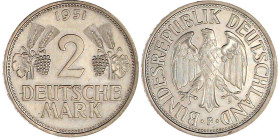 Kursmünzen
2 Deutsche Mark Ähren, Kupfer/Nickel 1951
1951 F. Stempelglanz, Prachtexemplar. Jaeger 386.