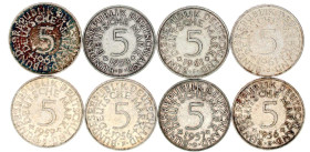 Kursmünzen
5 Deutsche Mark Silber 1951-1974
8 bessere Jahre und Buchstaben: 1956 F, J, 1957 G, 1958 F, 1959 G, 1961 F, J und 1964 D. alle sehr schön...