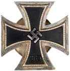 Deutschland
Drittes Reich, 1933-1945
Eisernes Kreuz I. Klasse 1939. Ohne Herstellerangabe. Flache Ausführung mit Schraubscheibe (diese etwas verboge...