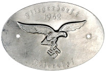 Deutschland
Drittes Reich, 1933-1945
Ovale Alu-Plakette 1942. Fliegerhorst Adlershof (Berlin). 90 X 60 mm. vorzüglich/Stempelglanz