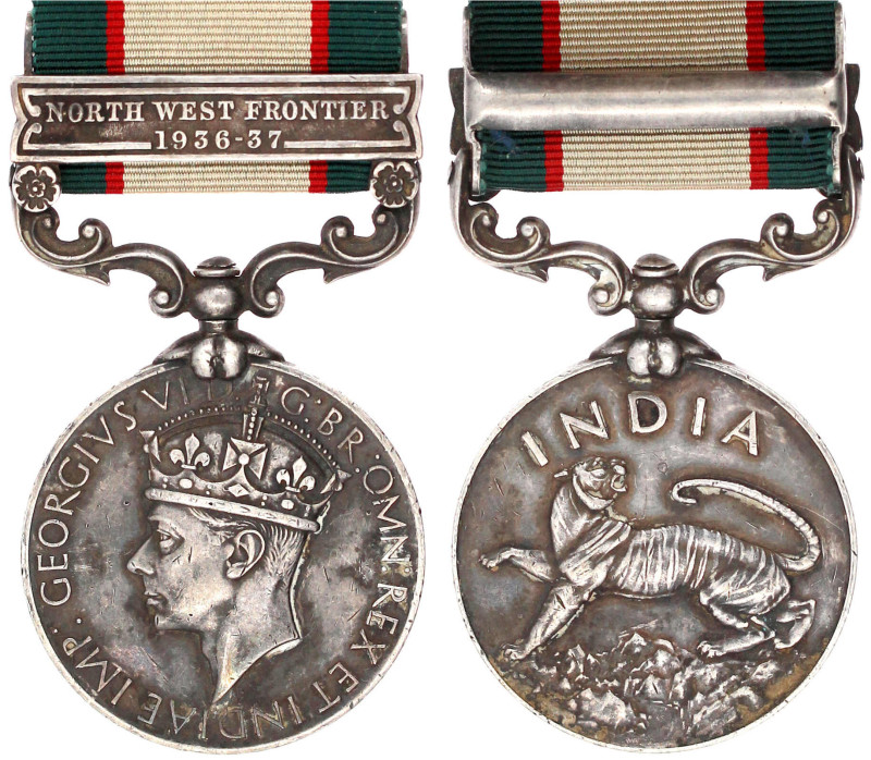 Grossbritannien
George VI., 1937-1952
Silberne India General Service Medal mit...