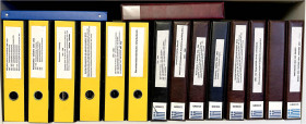 Ausland
Griechenland
Wunderschöne Sammlung von hunderten Geldscheinen in insgesamt 6 Ordnern aus der Zeit 1900 - 2002. Dabei auch Deutsche, Italieni...