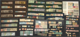 Lots
Deutschland
Kleingeldscheine/Verkehrsausgaben, schöne Sammlung von ca. 4900 Scheinen in 5 alten Notgeldsammelalben, sortiert von A-Z. Darunter ...