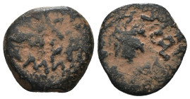 Judea. 1. revolt. (67-68 AD). Æ Prutah. Obv: amphora. Rev: vine leaf. artificial sandpatina. Weight 2,29 gr - Diameter 13 mm