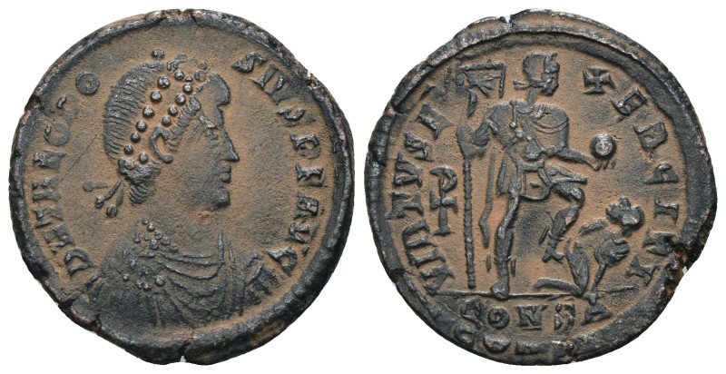 Theodosius I. (383-388 AD). Follis. Constantinople. Obv: DN THEODOSIVS PF AUG. p...