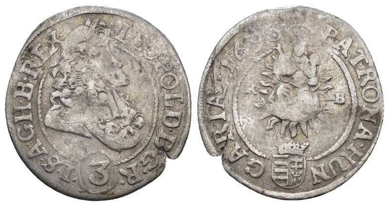 Habsburg. Leopold I. (1696) Silver.

Weight 1,35 gr - Diameter 19 mm