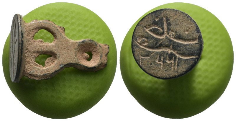 Islamic. bronze seal. Weight 5,58 gr - Diameter 21 mm