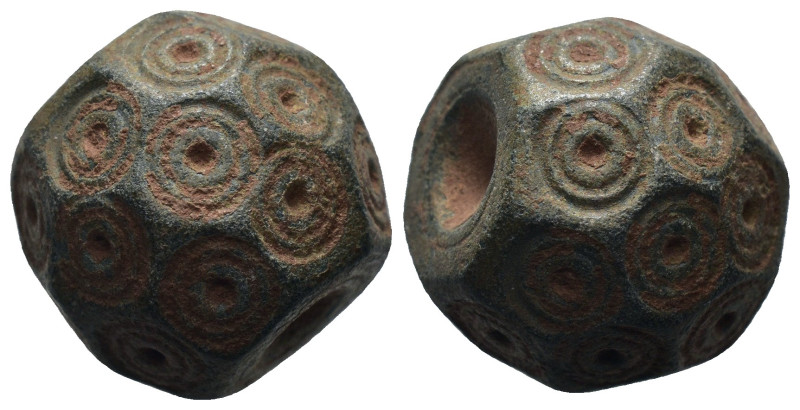 Islamic. bronze weight. circles. Weight 29,53 gr - Diameter 17 mm