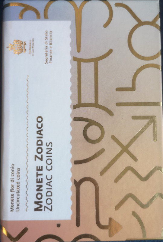 Euro. San Marino. Set con 12 Monete da 5 Euro. Monete dello Zodiaco. 2019. Bronz...