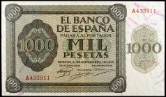 1936. 1000 pesetas. (Ed. D24) (Ed. 423). 21 de noviembre. Serie A. Leve doblez pero extraordinario ejemplar, con apresto. Raro. EBC+.