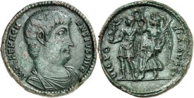 EMPIRE ROMAIN - ROMAN
Magnence (350-353). Médaillon ND (c.351).
Av. IMP CAE MAGN - ENTIVS AVG. Buste drapé à droite. 
Rv. VICTO - RIA AVGG. L’Empereur...
