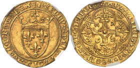 FRANCE / CAPÉTIENS - FRANCE / ROYAL
Charles VI (1380-1422). Écu d’or à la couronne, 4e émission ND (1394-1411), Saint-Lô.
Av. + KAROLVSx DEIx GRACIAx ...