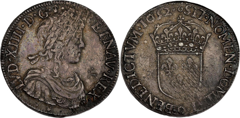 FRANCE / CAPÉTIENS - FRANCE / ROYAL
Louis XIV (1643-1715). Écu à la mèche longue...