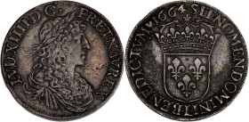 FRANCE / CAPÉTIENS - FRANCE / ROYAL
Louis XIV (1643-1715). Écu au buste juvénile, 1er poinçon d’effigie 1664, L, Bayonne.
Dy.1483 - G.205 - Dav.3802 ;...