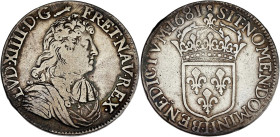 FRANCE / CAPÉTIENS - FRANCE / ROYAL
Louis XIV (1643-1715). Écu à la cravate, 2e émission par F. Warin 1681, I, Limoges.
Dy.1493 - G.210 - Dav.3805 ; A...