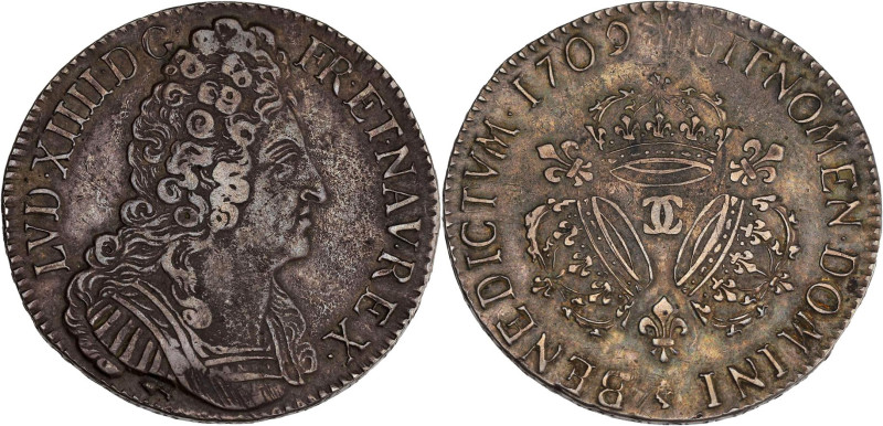 FRANCE / CAPÉTIENS - FRANCE / ROYAL
Louis XIV (1643-1715). Écu aux trois couronn...