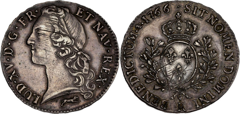 FRANCE / CAPÉTIENS - FRANCE / ROYAL
Louis XV (1715-1774). Écu au bandeau 1766, R...