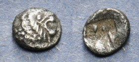 WESTERN ASIA MINOR, Uncertain. Mid to Late 5th century BC. AR Tetartemorion
Head of roaring lion right.
Rev. Rough incuse square. 0,12 g - 4,73 mm