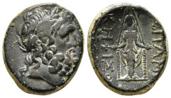 PHRYGIA. Apameia. Ae (Circa 88-40 BC). Kefiso -, Dion -, magistrates.
Obv: Laureate head of Zeus right.
Rev: ΑΠΑΜΕ / KHΦIΣO ΔIONY.
Facing statue of Ar...