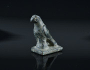 Roman Bronze Eagle Statuette
1st-4th century A.D.
Condition : See picture. No returns are accepted.
43,38 g - 36x32 mm