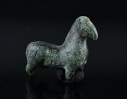 Roman Bronze Horse Figurine
1st-4th century A.D.
Condition : See picture. No returns are accepted.
35,89 g - 34x37 mm
