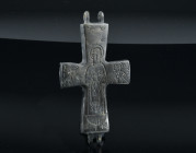 Byzantine Bronze Enkolpion (Reliquary Cross), c. 10th-12th century AD 
Condition : See picture. No returns are accepted.
25,41 g - H 83,53 mm