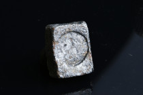Lead Trial mould made without creating the actual mould.
Victory advancing to right.
Condition : See picture. No returns are accepted.
46,26 g - 24x20...