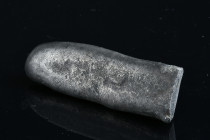 Silver Hacked Ingot ( Viking ? - 10th-12th century AD.)
Condition : See picture. No returns are accepted.
68,82 g - 51,72 mm