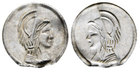Silver collectable items. Brockage, head of helmeted Athena ?
Condition : See picture. No returns are accepted.
0,20 g - 18,11 mm