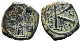 JUSTIN II, with SOPHIA (565-578). Follis. AE. Bronze. 6,01G