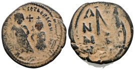 HERACLIUS with HERACLIUS CONSTANTINE (610-641). Follis. AE. Bronze. 9,56G
Artifically patinated