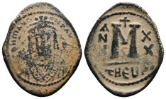 MAURICE TIBERIUS (582-602). Follis. AE. Bronze. 9,56G
Artifically patinated