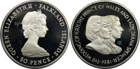 Weltmünzen und Medaillen, Falklandinseln / Falkland islands. Hochzeit Prinz Charles und Lady Diana. 50 Pence 1981. 28,28 g. 0.925 Silber. 0.84 OZ. KM ...