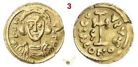 BENEVENTO GREGORIO (732-739) Tremisse D/ Busto frontale del Duca con globo crucigero R/ Croce potenziata; a s. G MIR 155 CNI 45/55 Au g 1,22 mm 15 R B...
