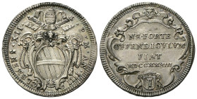 ROMA
Clemente XII (Lorenzo Corsini), 1730-1740. 
Testone 1733 a. IIII.
Ag
gr. 8,30
Dr. CLEMENS•XII• - •P•M•AN•IIII. Stemma sormontato da triregno...
