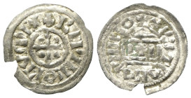 VENEZIA o MILANO
Berengario, Re , 888-924.
Denaro.
Ag
gr. 0,94
Dr. +BERENCARIVS REX. Croce patente tra quattro globetti.
Rv. XPI[...] RELIGIO. T...