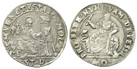 VENEZIA
Alvise I Mocenigo Doge LXXXV, 1570-1577.
40 soldi, primo tipo con PRO FIDE.
Ag
gr. 8,68
Dr. ALOY•MOCE• - S•M•VENETVS. San Marco nimbato, ...