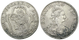 VENEZIA
Marco Foscarini Doge CXVII, 1762-1763
Tallero per il Levante J762.
Ag
gr. 28,17
Dr. ✿MARCO FOSCARENO DUCE J762✿. Leone alato e nimbato, r...