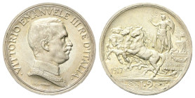 REGNO D’ITALIA
Vittorio Emanuele III, 1900-1943.
2 Lire 1917 Roma, Quadriga briosa.
Ag
gr. 10,01
Dr. Semibusto del sovrano in uniforme con il col...