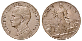 REGNO D’ITALIA
Vittorio Emanuele III, 1900-1943.
5 Centesimi 1913 Roma, Italia su prora (senza punto).
Cu
gr. 4,91
Dr. Semibusto del sovrano in u...