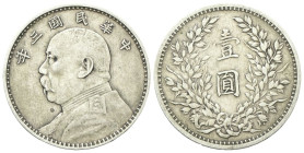 CINA
Repubblica, 1912-1949.
Dollaro 1914 (a. 3).
Ag
gr. 26,89
Dr. Busto di Yuan Shikai a s.
Rv. Valore tra arbusti e foglie.
KM#Y329.
Bel BB