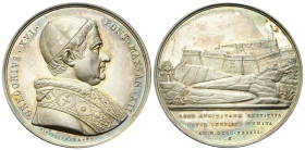 ROMA
Gregorio XVI (Bartolomeo Alberto Cappellari), 1831-1846.
Medaglia 1842 a. XII opus G. Cerbara.
Ag
gr. 32,21 mm 43,5
Dr. GREGORIVS XVI - PONT...