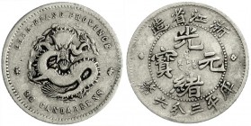 CHINA und Südostasien, China, Qing-Dynastie. De Zong, 1875-1908
5 Cents (3.2 Candareens) o.J.(1899). Provinz Cheh-Kiang.
fast sehr schön