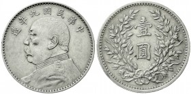 CHINA und Südostasien, China, Republik, 1912-1949
Dollar (Yuan) Jahr 9 = 1920. Präsident Yuan Shih-kai.
sehr schön, kl. Randfehler
